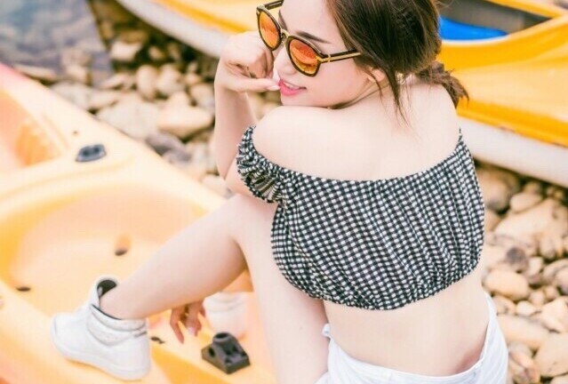 Bà mẹ U40 gây bất ngờ với loạt ảnh trẻ như thiếu nữ