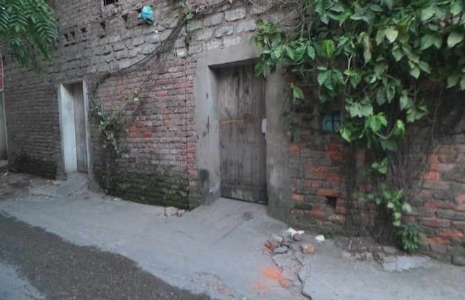 Hai thanh niên đánh người đàn ông gãy hết răng để cướp tiền?