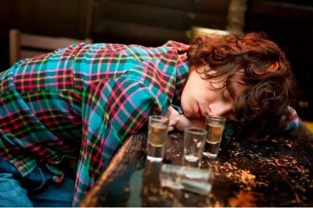 Những cách giã rượu sai lầm nhiều người thường mắc phải