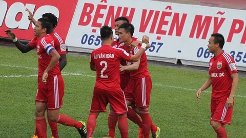 B. Bình Dương vs HAGL: Không ngoài dự đoán