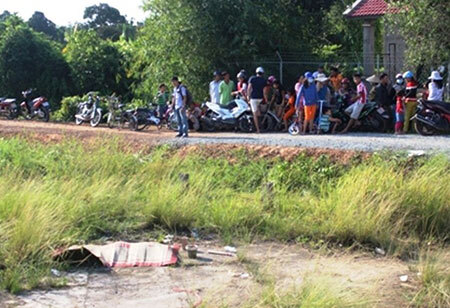 Thiếu nữ 16 tuổi trượt chân chết đuối thương tâm