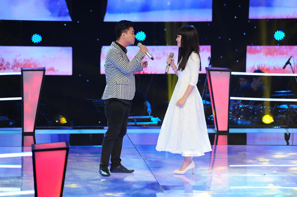 Sững người trước giọng hát 