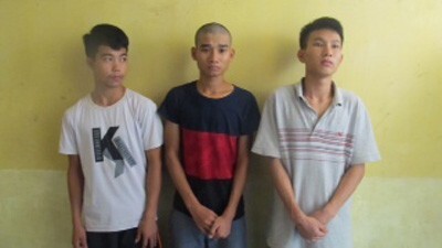 Thiếu nữ 15 tuổi có thai yêu nhiều bạn trai cùng lúc