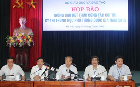 Bộ GD-ĐT lên tiếng vụ lộ đề thi tiếng Anh