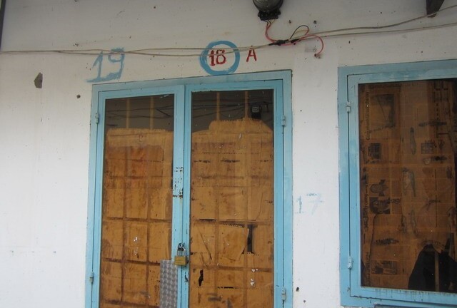 Sát hại vợ vì thấy đi ra từ nhà vệ sinh cùng người đàn ông lạ