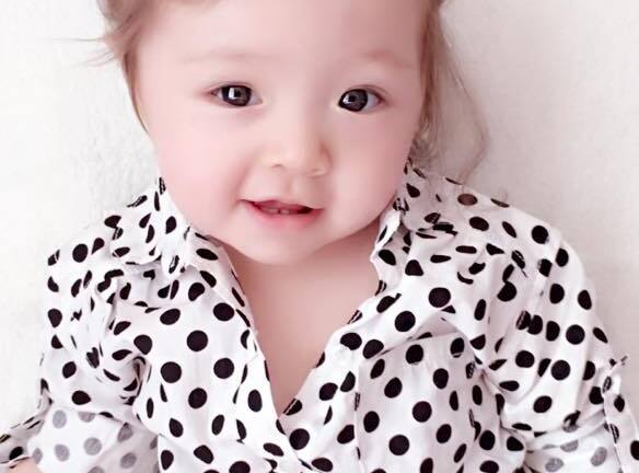 Con gái Elly Trần dễ thương