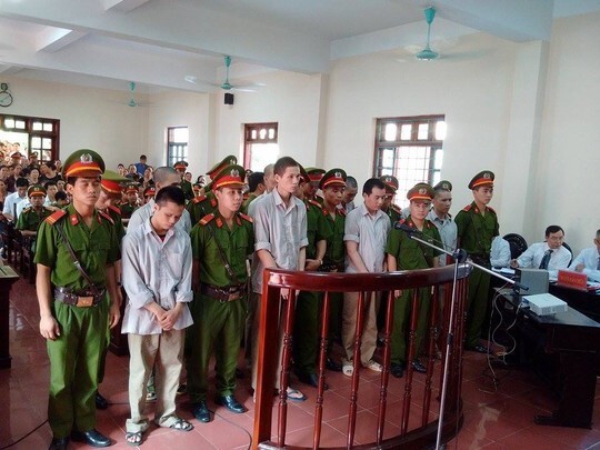 Vụ “quan tài diễu phố”: “Nóng” phần xét hỏi về nguyên nhân cái chết của nạn nhân