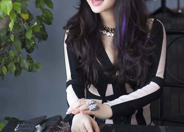 Hoa hậu Giáng My trẻ trung tuyển chọn