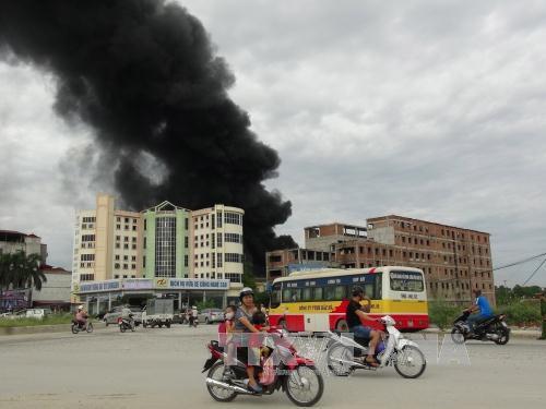 Khu công nghiệp 1, TP. Bắc Ninh chìm trong biển lửa