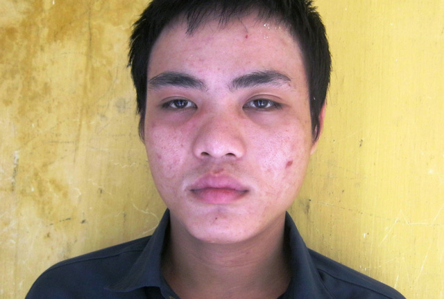 Hiếp bạn gái cũ rồi gọi chồng nạn nhân đến đón về