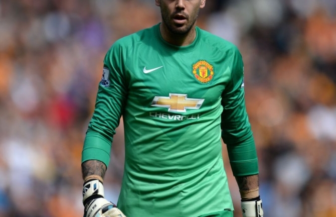 Tin nóng tối 16/7: Van Gaal khẳng định tống cổ Valdes, xác định tương lai Turan