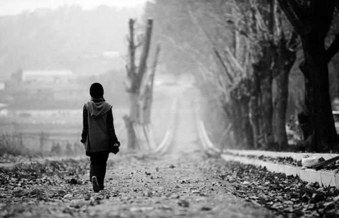 Cảm giác cô đơn gây nguy hiểm cho sức khỏe như thế nào?