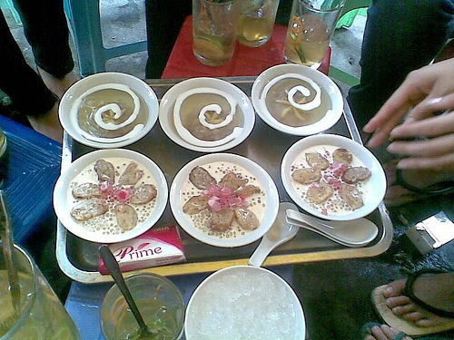 Những quán chè ngon níu chân người Hà Nội