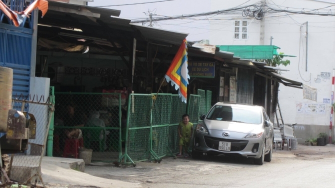 Bi kịch gia đình có chồng cầm kéo đâm chết vợ