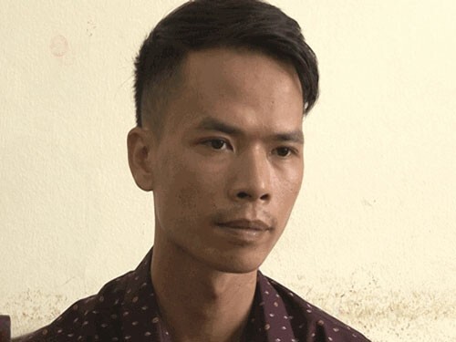 Níu tình không được, dọa tung ảnh 