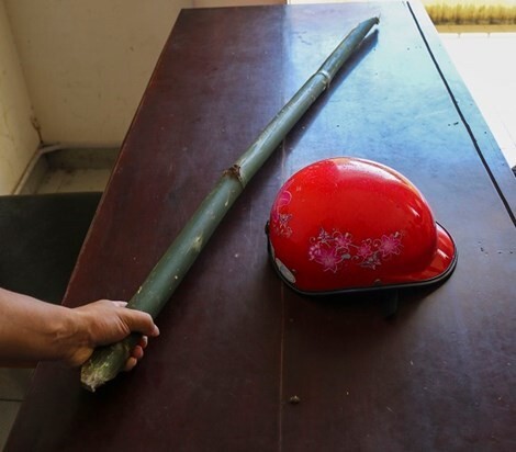 Ngăn cuộc hỗn chiến, 2 công an bị nhóm thanh niên đánh nhập viện