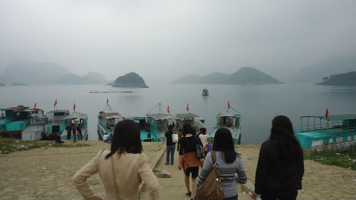 Bắt nhóm 'thủy tặc' tung hoành ở khu du lịch hồ Thung Nai