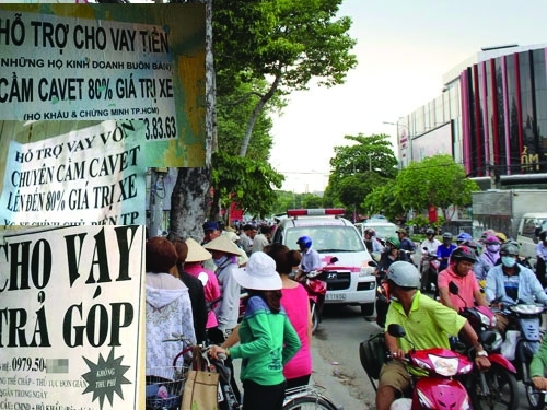 Thâm nhập thế giới sôi động của tín dụng đen
