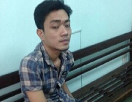 Trốn truy nã bị bắt vì... nhớ bạn gái nên về thăm
