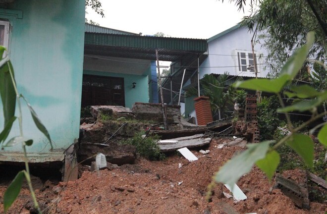 Hạ Long cảnh báo 117 điểm có nguy cơ tiếp tục sạt lở