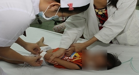 Suy tủy, ảnh hưởng thế hệ sau vì hoa quả tồn dư hóa chất