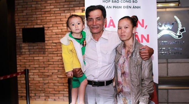 Câu nói nào khiến Thương Tín quyết định cưới vợ nhỏ hơn quá nửa cuộc đời?