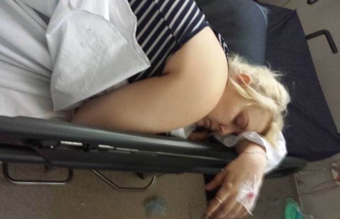 Bệnh lạ khiến người phụ nữ nôn mửa 20 phút 1 lần