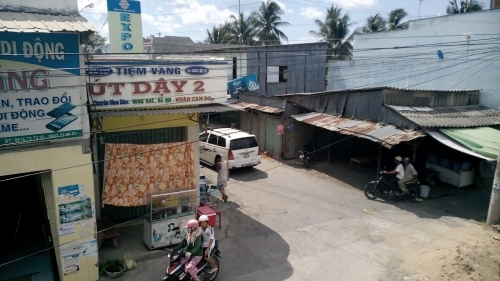 Bị tâm thần, thiếu phụ chặn xe đâm chết tình nhân