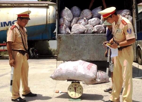 Gần 9 tấn mỡ thối