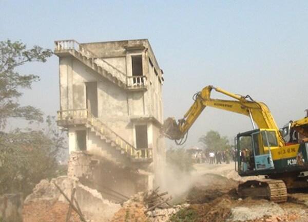 Doanh nghiệp có quyền cưỡng chế đất của dân không?