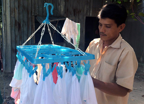 Cha hờ đạp con 3 tuổi vỡ đại tràng: Những mảnh đời éo le