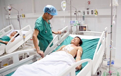 Cứu sống bệnh nhân bị bắn thấu tim do sử dụng súng kíp đi săn