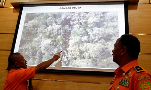 Indonesia tìm thấy 54 thi thể hành khách trên chiếc máy bay Trigana Air