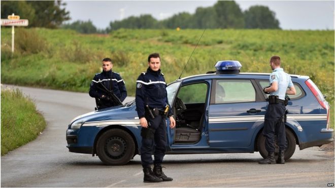 4 người chết trong vụ xả súng tại Pháp