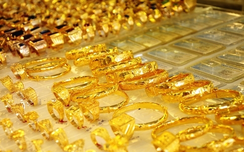 Giá vàng hôm nay 27/8: Giá vàng SJC giảm 400.000 đồng/lượng