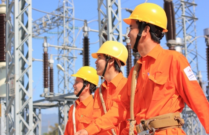 Vì sao EVN mua điện 1.087 đồng/kwh, bán 1.622 đồng/kwh?