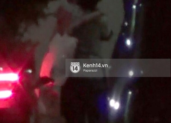 Lộ ảnh Trường Giang - Nhã Phương tình cảm trên mức bạn bè