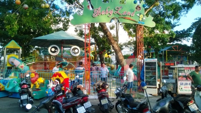 Nam thanh niên tử vong ngay trong Nhà Thiếu nhi