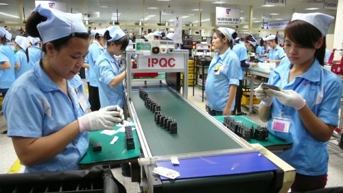 Lương tối thiểu vùng năm 2016: Chốt đề xuất tăng 12,4\%