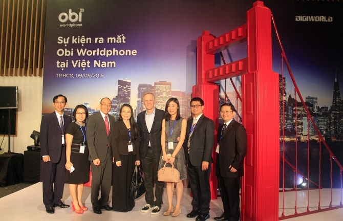 Generali ký kết hợp đồng toàn cầu với Obi Worldphone 