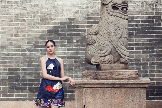 Sella Trương duyên dáng trong thiết kết pha trộn giữa truyền thống và hiện đại