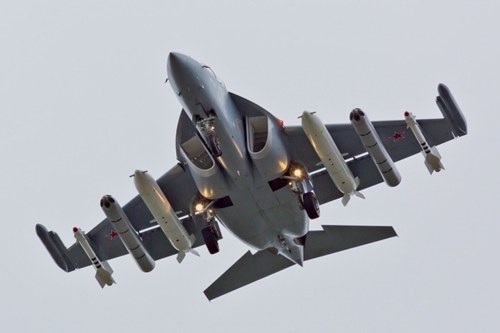  Yak-130- “Sát thủ tí hon” của không quân Nga