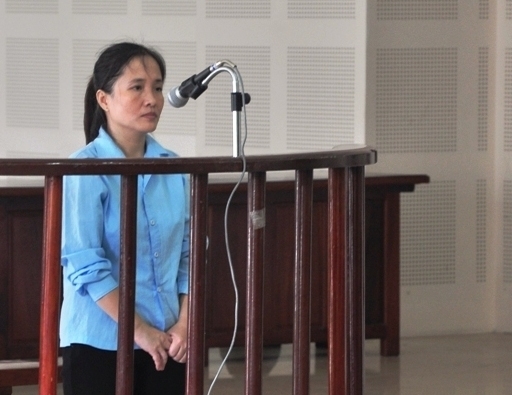 Đang bị án treo, vẫn tiếp tục “nổ” là con dâu sếp lớn để lừa đảo