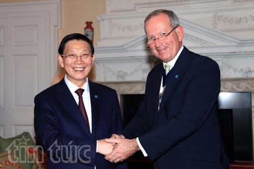 London sẵn sàng hỗ trợ Hà Nội xây dựng Trung tâm Tài chính 