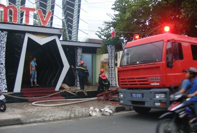 Cháy quán bar lớn ở trung tâm TP. Huế