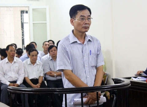 Ra quyết định trái luật, cựu Chi cục trưởng thi hành án quận lĩnh án