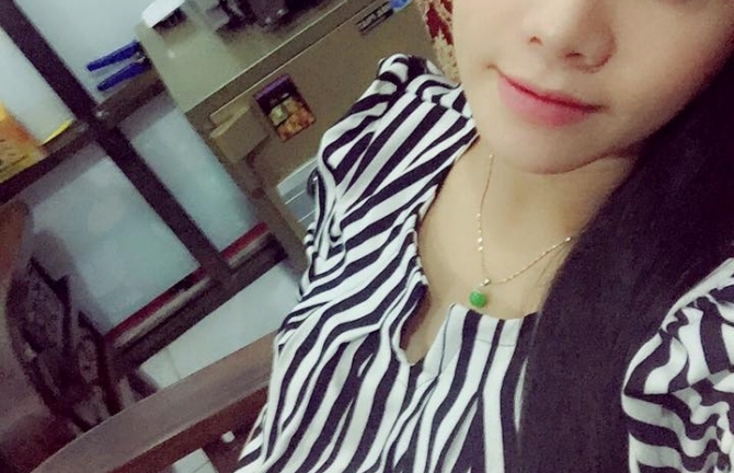 Bất ngờ với ảnh bầu 9 tháng của Nhật Kim Anh