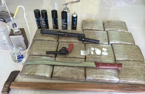 Phát hiện lượng ma túy “khủng” trong căn biệt thự giữa đồng