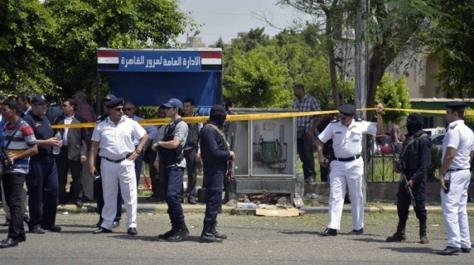 Nổ bom bên ngoài Văn phòng Bộ ngoại Giao Ai Cập