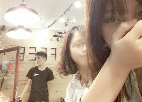 Các cô gái phát cuồng vì quán cafe... toàn trai đẹp ở Hà Nội